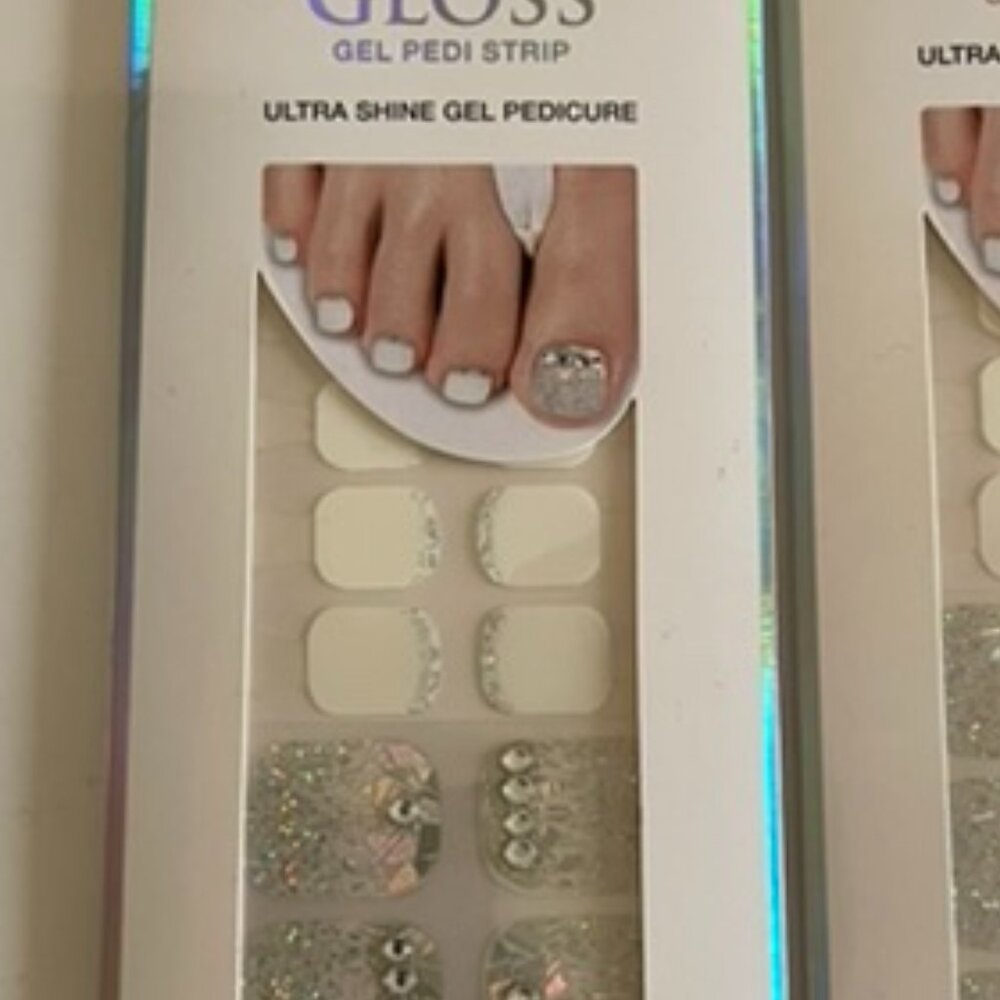 Dashing Diva Gloss Gel Pedi Strip- 3 sets